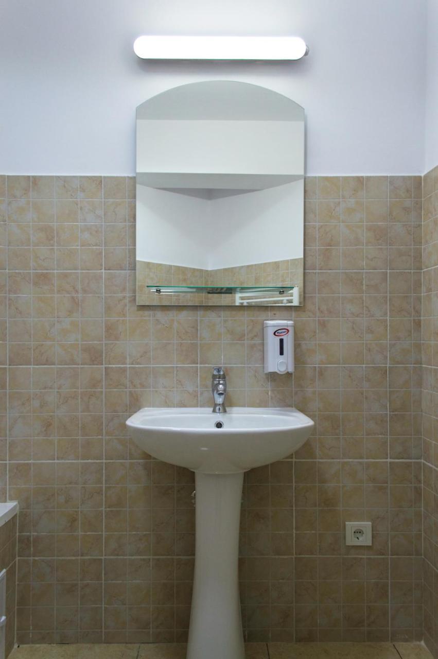 Pensiune Casa Ampeia Alba Iulia Exterior foto